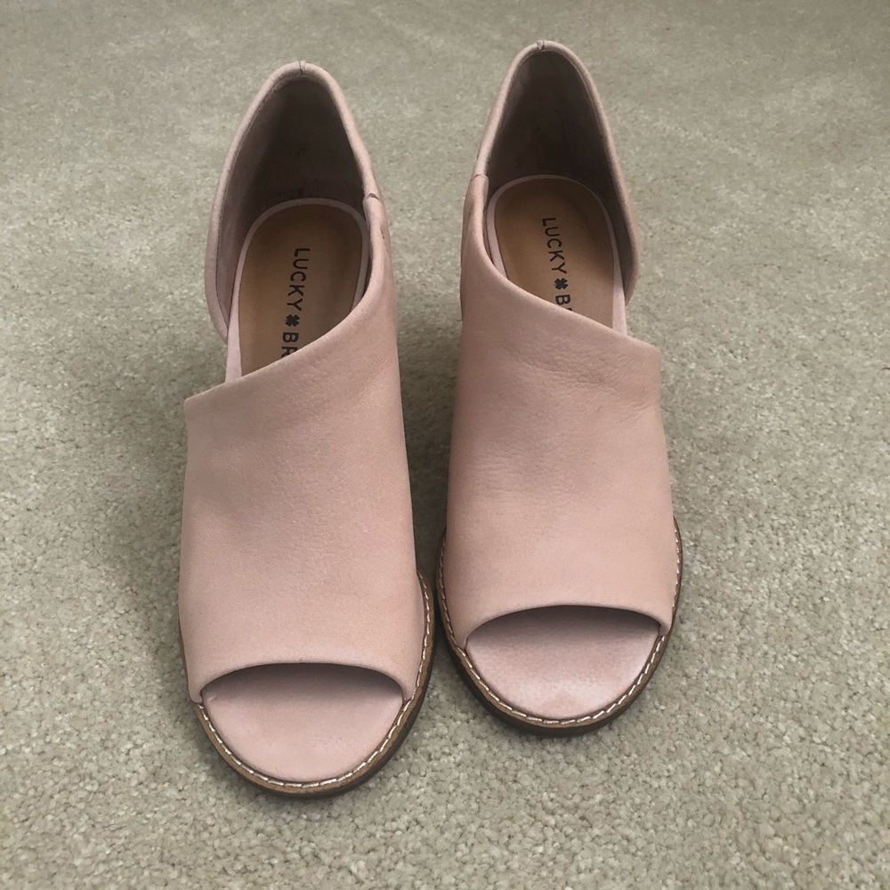 🆕 Lucky Brand Wedges